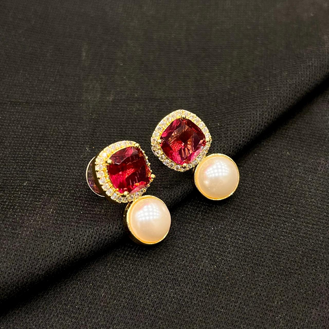 Gold Earrings (00)