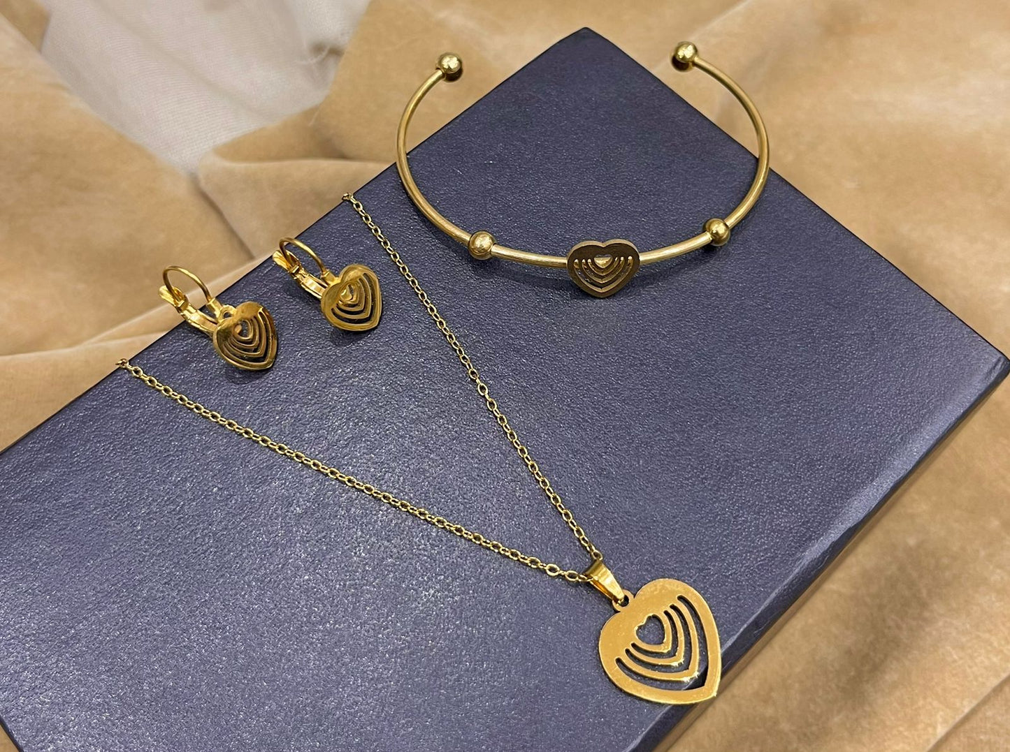 Heart Shape ❤ Stainless Steel Locket Set