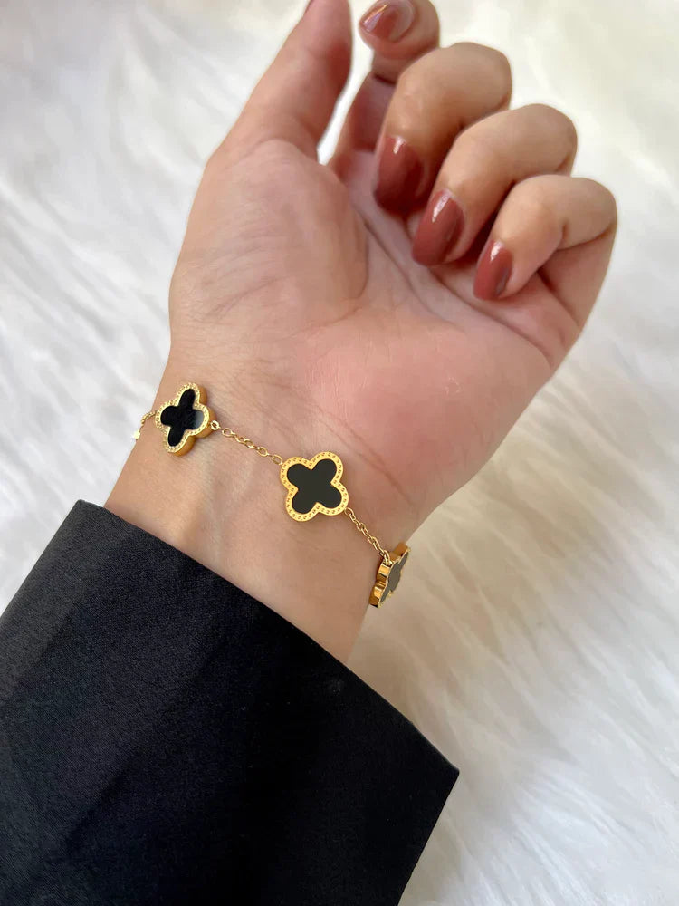 Four Leaf Clover Bracelet (Gift Packaging) π