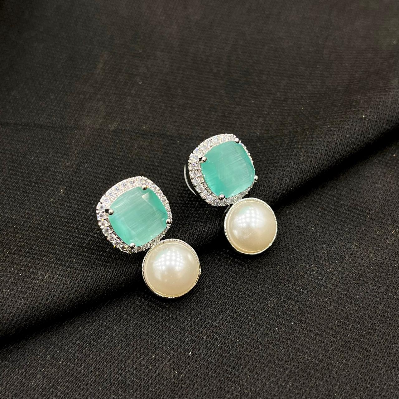 Diamond Earrings (00)