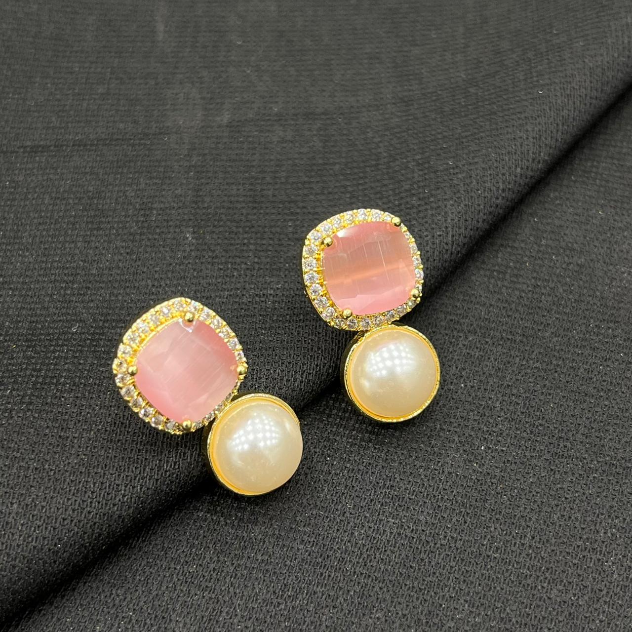 Gold Earrings (00)